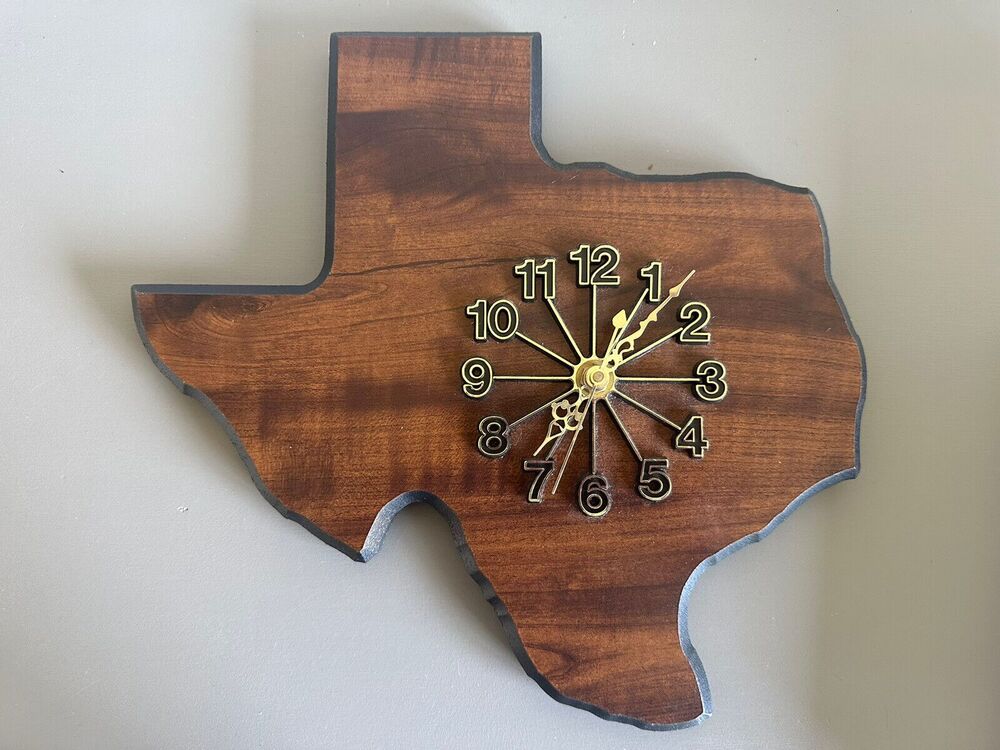Vintage Texas State Wooden Clock By Texas Trophies Retired Item TESTED